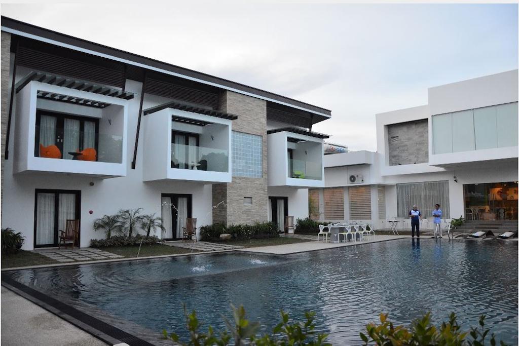 One Manalo Place Puerto Princesa Exterior photo