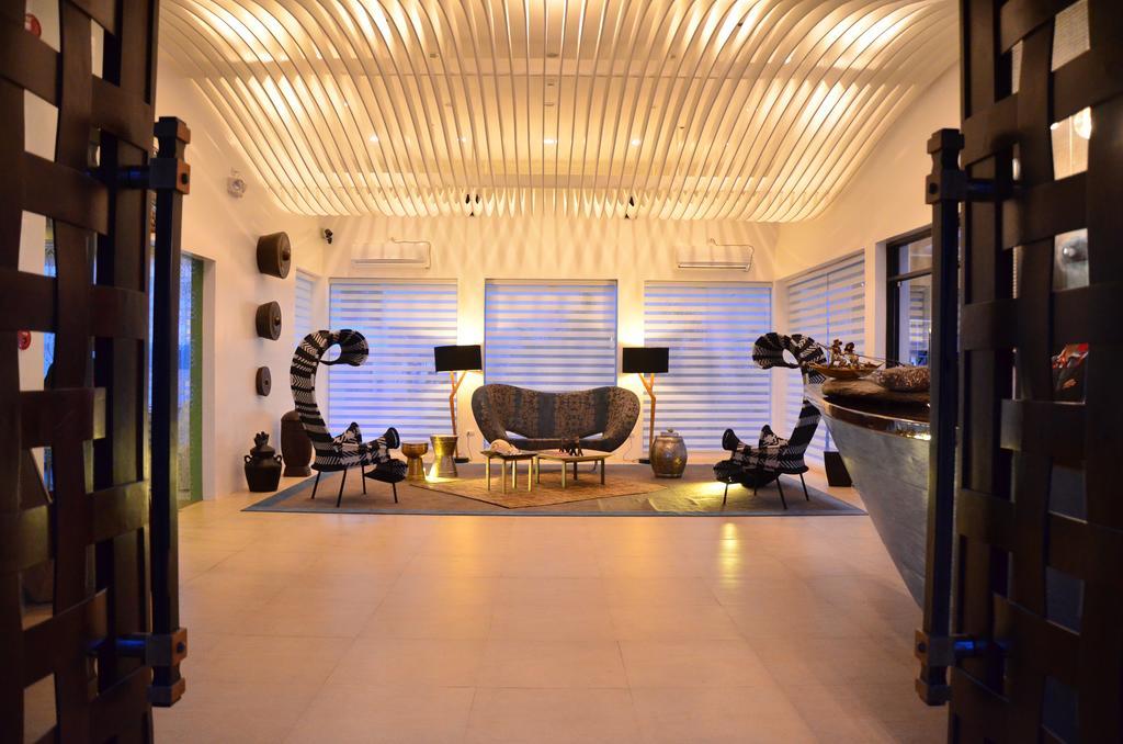 One Manalo Place Puerto Princesa Exterior photo