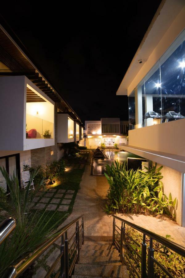 One Manalo Place Puerto Princesa Exterior photo